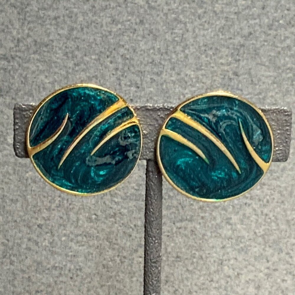 Vintage Clip-On Earrings 1 In As Is Green Swirled Enamel Gold Retro Chic Glam